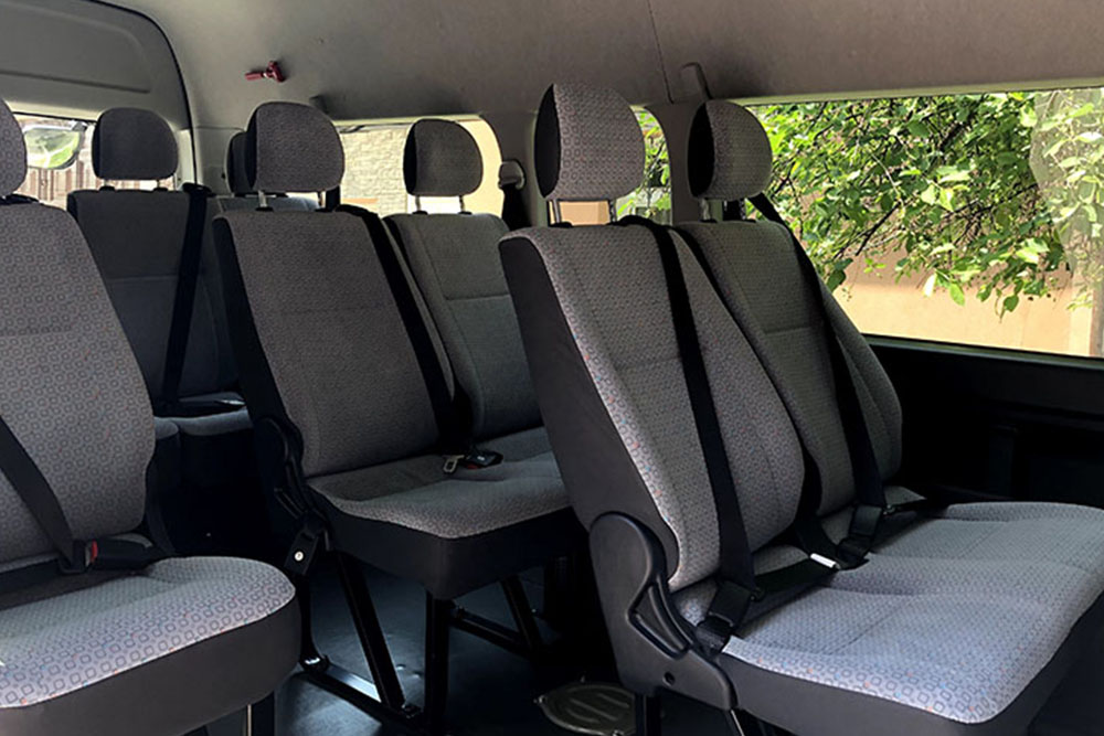 Микро-автобус Toyota Hiace 10 чловек