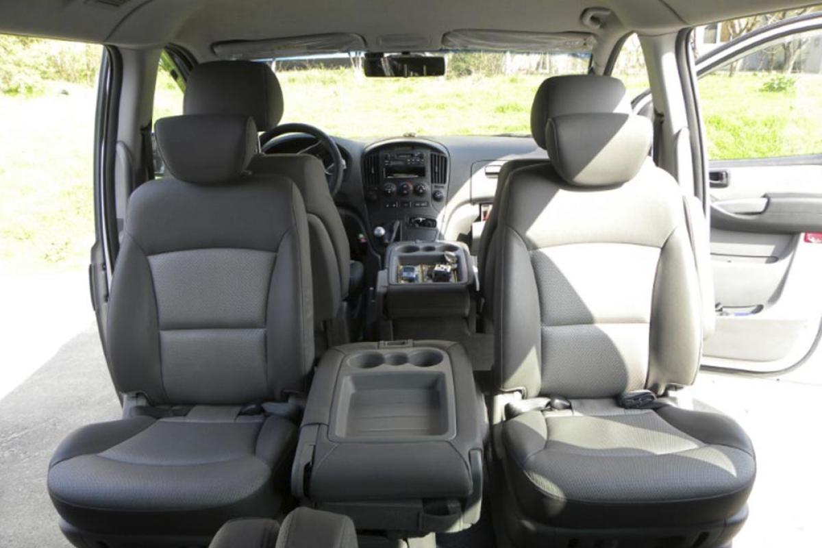 Минивэн на 6 человек салон