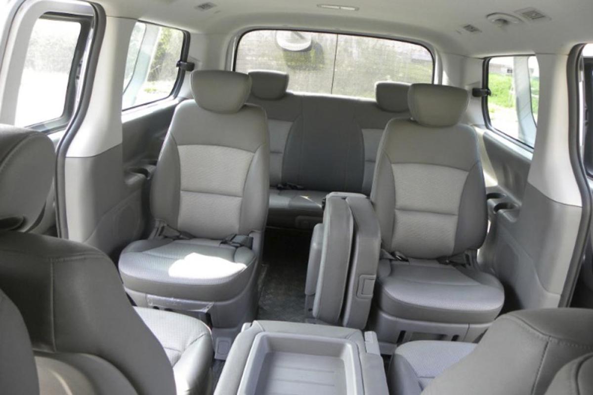 Минивэн на 6 человек салон