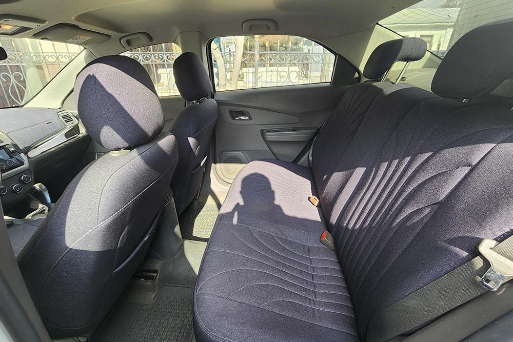 Трансфер кобальт 3 человека салон