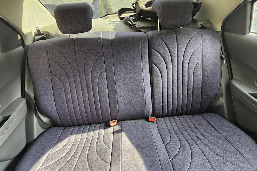 Трансфер кобальт 3 человека салон